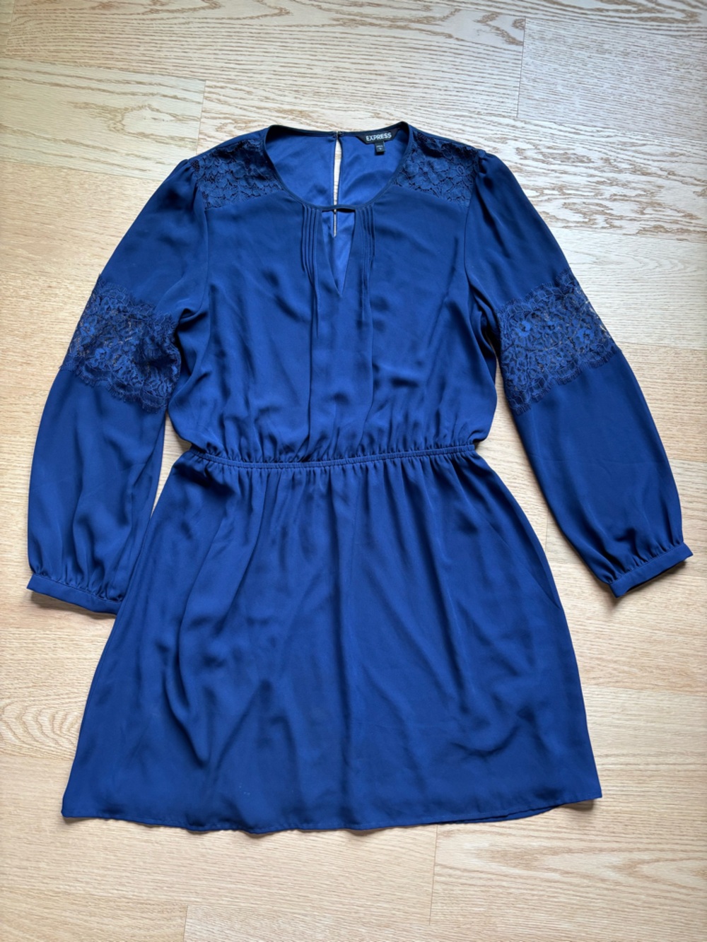 Express women’s blue dress size large
